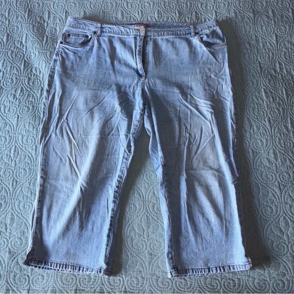 Taillissime Classic Blue Denim Capris